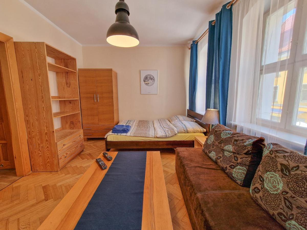 Apartament Ksiezycowy Apartment Torun Bagian luar foto